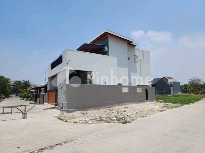 dijual rumah 5kt 120m2 di jl towuti ii - 4