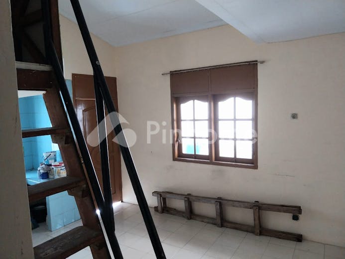 dijual rumah murah shm jakarta pusat di jalan utan panjang 5 - 6