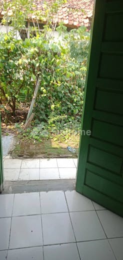 dijual rumah 3kt 200m2 di jalan raya mareleng - 7