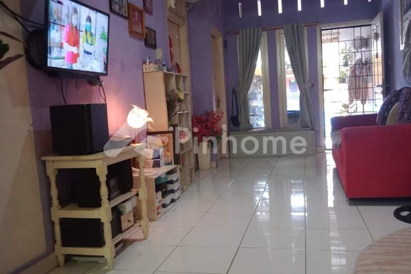 dijual rumah komplek di kelapa dua kab  tangerang - 3