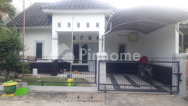 dijual rumah bagus strategis murah siap huni di perumahan mca - 1