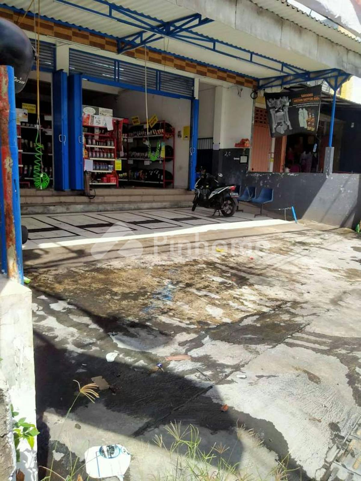 Dijual Rumah Kost & Ruko Bebas Banjir di Jalan Kebo Iwa - Gambar 1