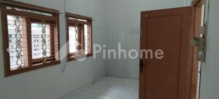 dijual rumah shm lokasi bagus di sayap pungkur - 6