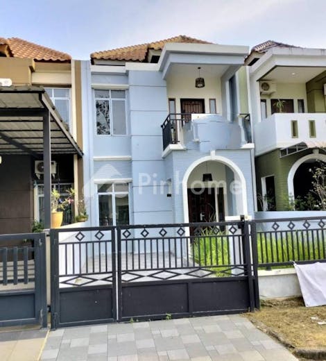 dijual rumah 2 lantai siap huni dekat mall di belian - 1