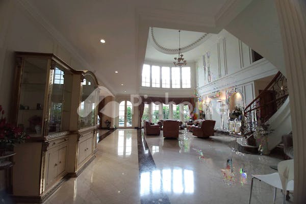dijual rumah luxury house by davinci di kartika utama pondok indah - 4