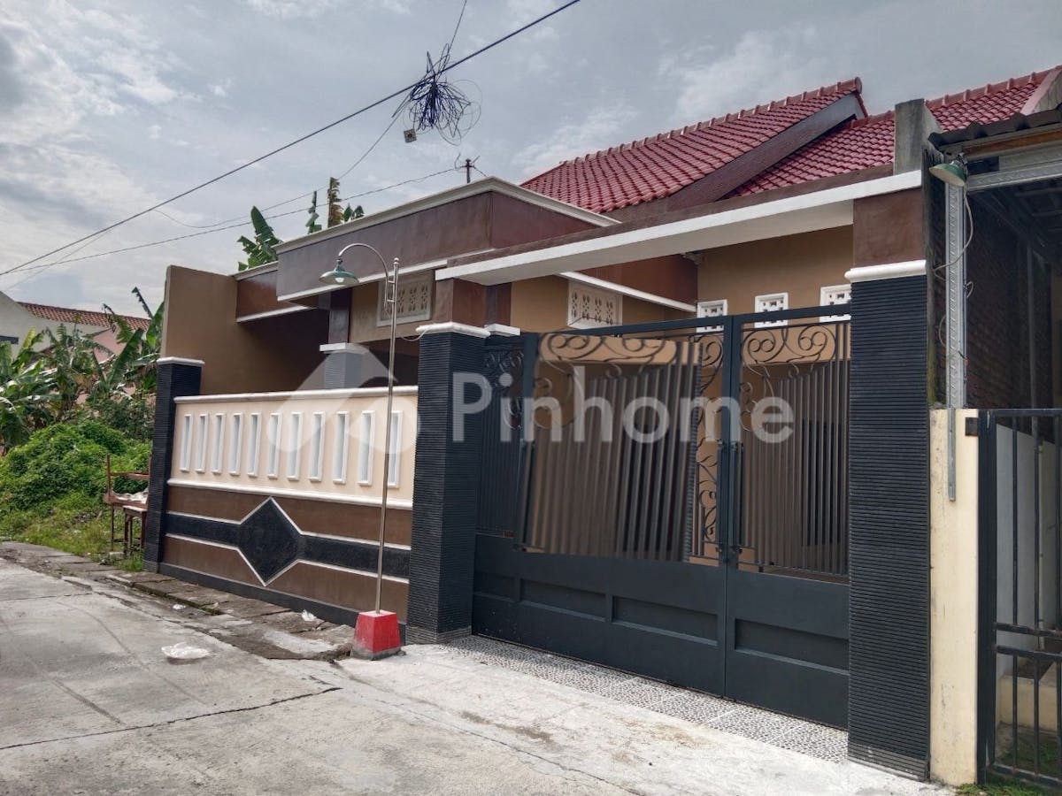Disewakan Rumah Siap Huni di Jl. Dusun II, Makamhaji, Kec. Kartasura, Kabupaten Sukoharjo, Jawa Tengah 57161 - Gambar 1