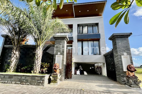 dijual rumah villa mewah 4 lantai full furnished super strategis di denpasar bali di jl  tukad badung - 39