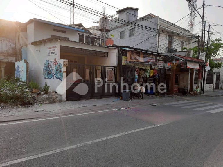 dijual rumah 2kt 255m2 di bukit duri tanjakan no  52a rt 01 rw 09 - 12