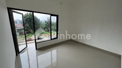 dijual rumah super mewah 1 man di jl wibawa mukti - 4