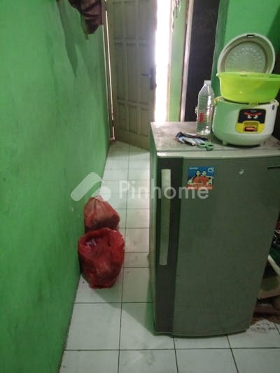 dijual rumah 2 lantai dekat stasiun kalideres di kp  pangkalan semanan - 5