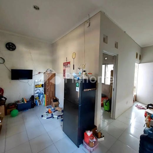 dijual rumah siap huni dekat undip di bukit mutiara tembalang di bukit mutiara jaya tembalang semarang - 2