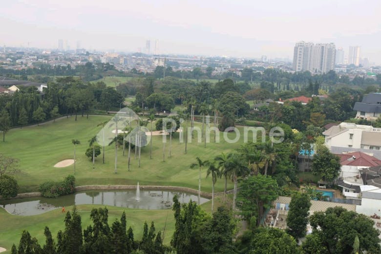 disewakan apartemen terawat 3 bedrooms di bukit golf pondok indah  di pondok pinang - 18