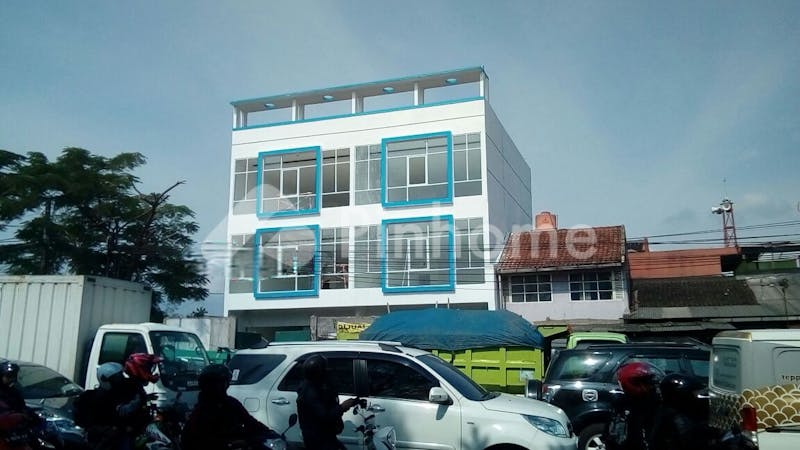 dijual ruko 2 unit siap 3 lantai di moch toha bandung - 1