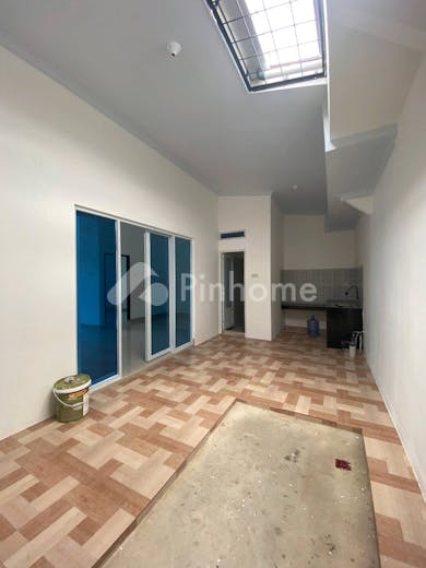 dijual rumah cantik asri type 60 di jalan melati pekanbaru - 8