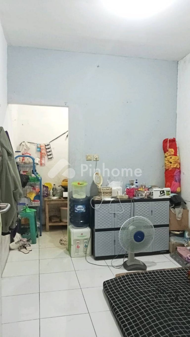 disewakan rumah kontrakan 1 petak dekat mall sms di rumpak sinang - 6