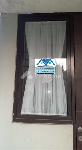 dijual rumah hoek dekat security 2 lt legenda wisata cibubur di perumahan legenda wisata cibubur - 10