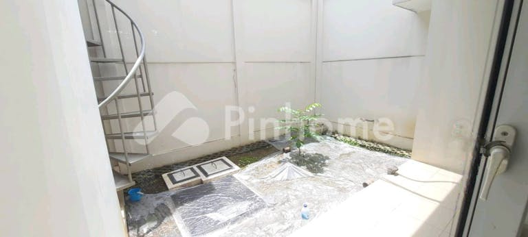 disewakan rumah amanda raya summarecon di rancabolang  rancabalong - 5