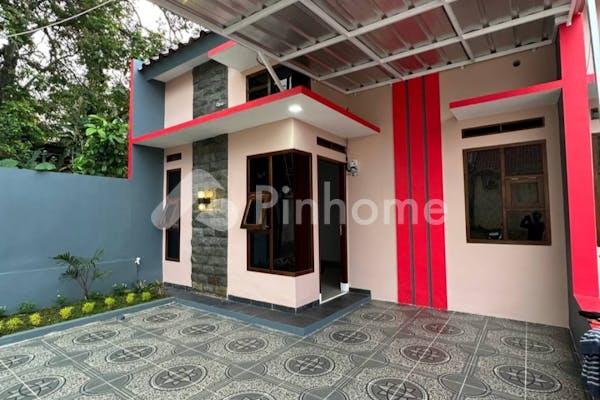 dijual rumah lokasi strategis depok dkt to di griya mubarok - 1