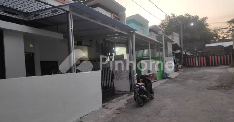 disewakan rumah perum residence 9 mojosongo di jl  puntadewa - 7