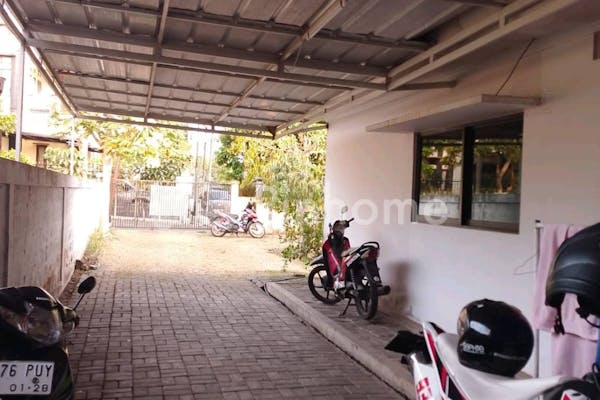 dijual rumah luas murah komplek elite di sariwangi - 9