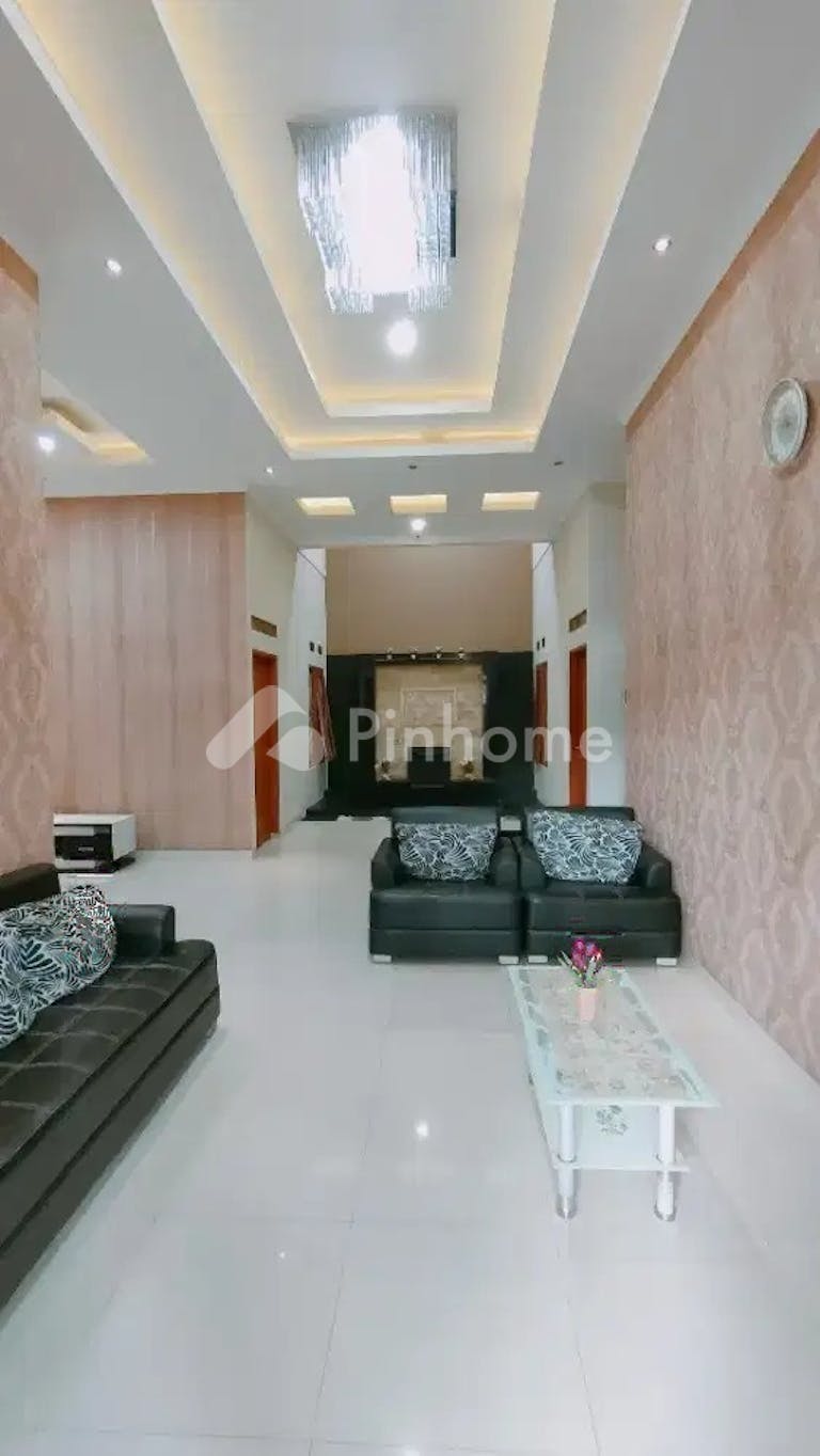 disewakan rumah full furnish dekat gedung sate di jalan jakarta antapani - 7