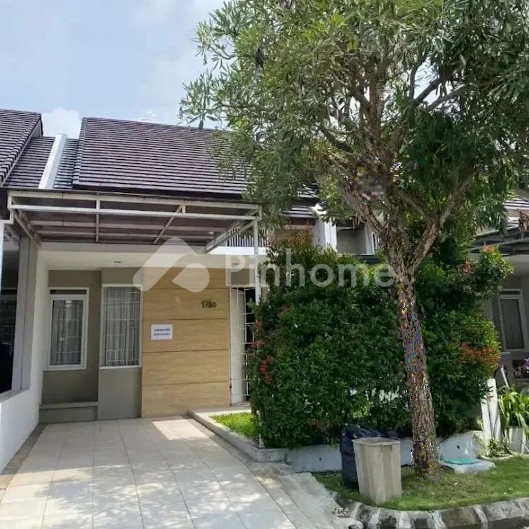 disewakan rumah minimalis modern di komplek cherry field ciganitri buahbatu bandung - 1