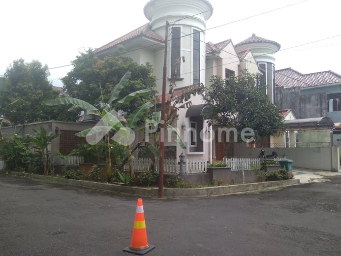 dijual rumah hunian mewah di raffles residence purwokerto - 37