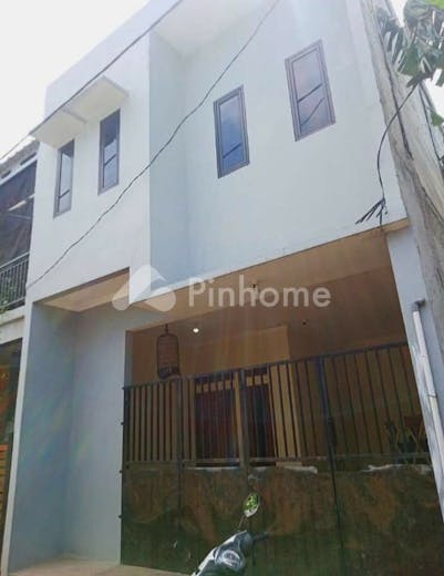 dijual rumah siap pakai di jln kemiri 6 - 1