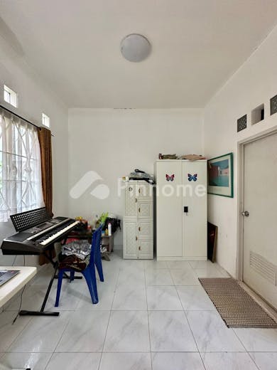 dijual rumah cepat murah harga menarik di bintaro jaya sektor 9 - 7