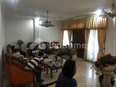 dijual rumah tengah kota akses mudab kemana pun di kebon baru - 3