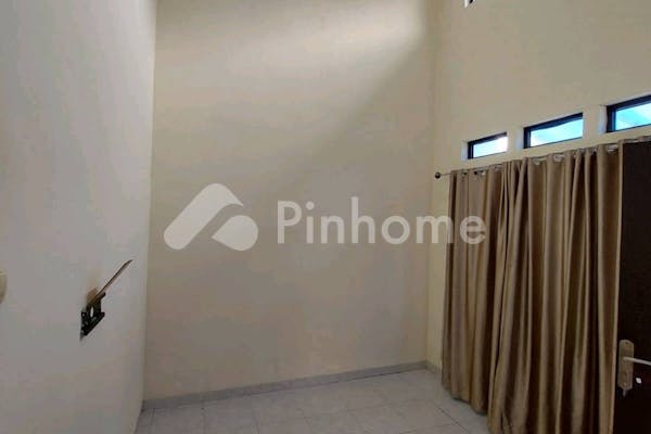 dijual rumah minimalis dalam cluster di pondok aren - 4