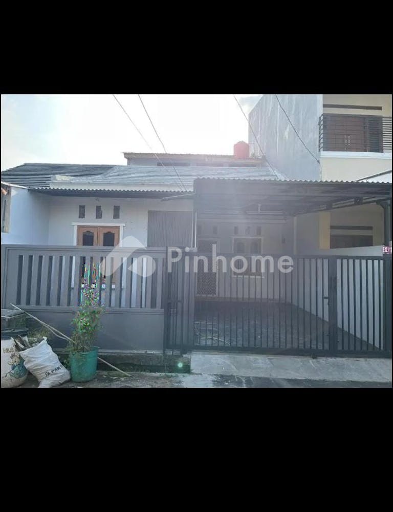 disewakan rumah 3kt 84m2 di perumahan villa rezeky llhami kab tangerang - 1