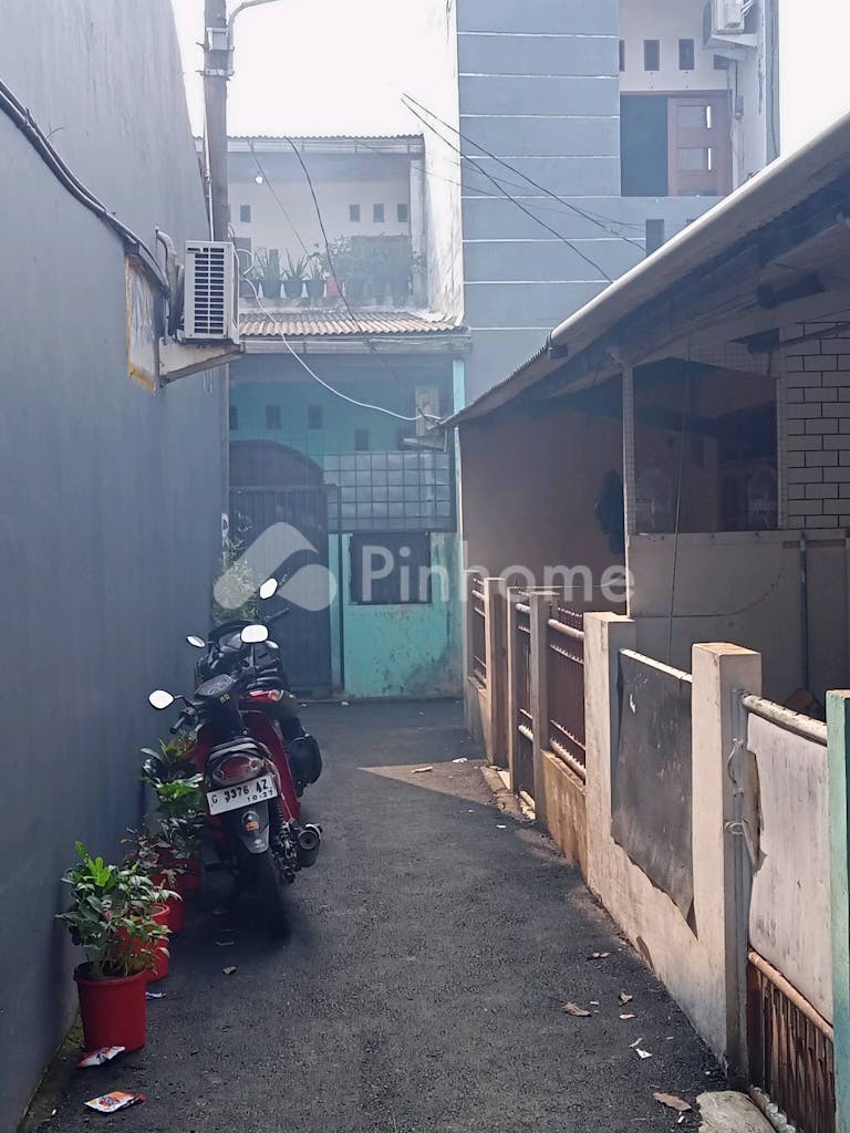 disewakan rumah kontrakan di jalan h dilun rt02rw05  kontrakan bu hj ayoh - 5