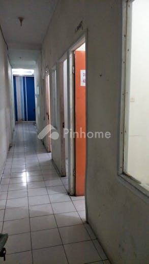 dijual ruko sangat strategis di jl  kutei no 23 - 4