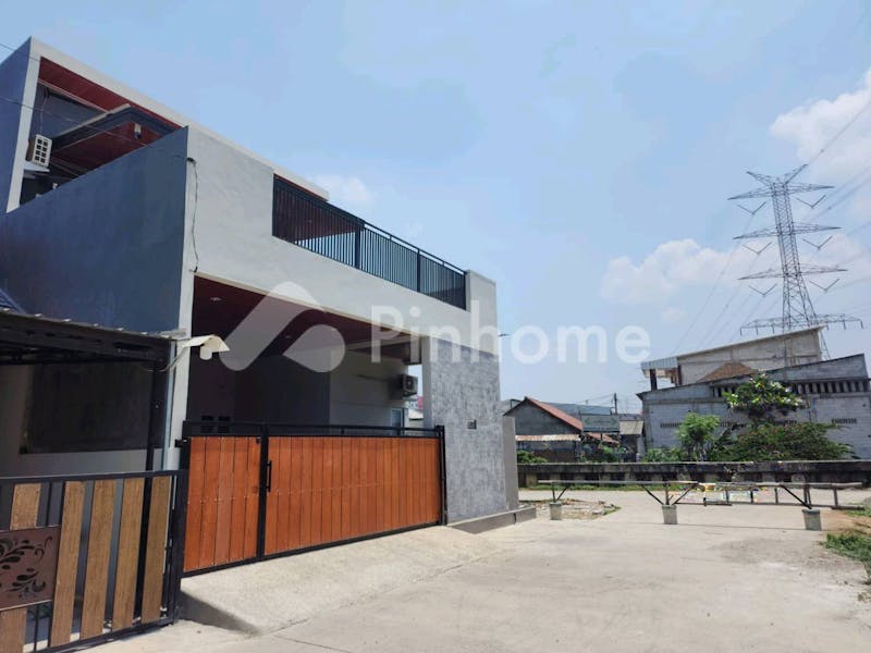 dijual rumah 5kt 120m2 di jl towuti ii - 1