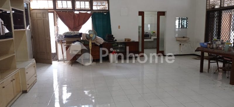 dijual rumah rumah dijual manyar jaya surabaya timur strategis di manyar jaya - 7