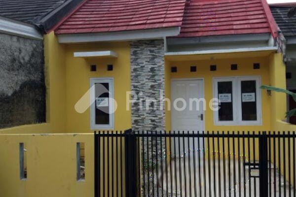 dijual rumah di jual rumah di perum cimangir serpong - 1