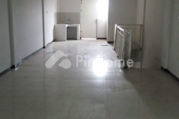 dijual ruko murah 3 lantai strategis di jalan kebonsari - 6