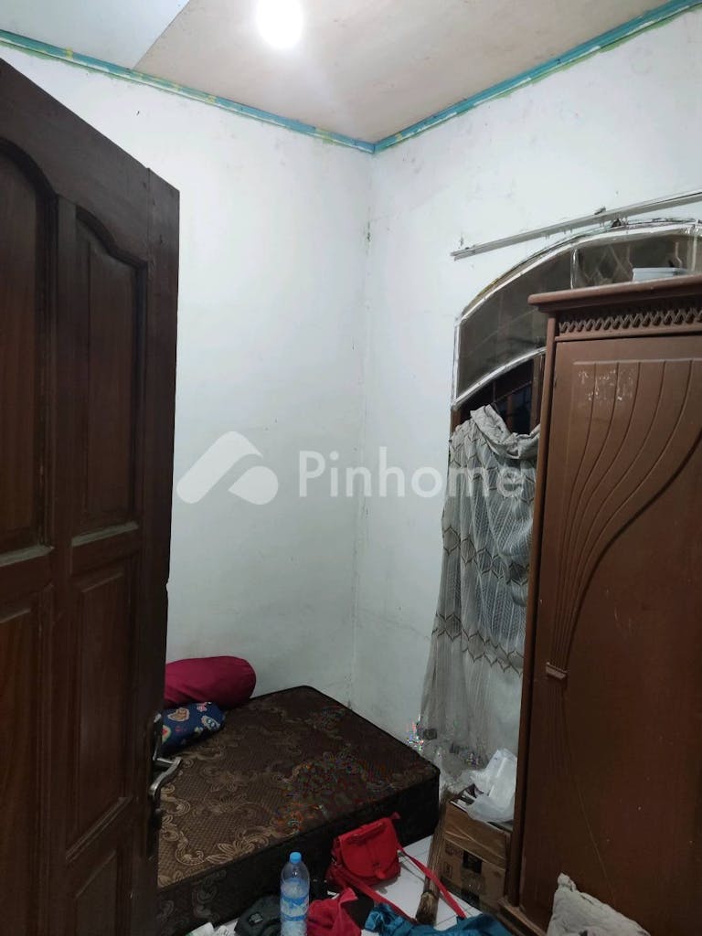 disewakan rumah kontrakan agungpro di perum  sinarbaya indah blok g2 no 14 - 13