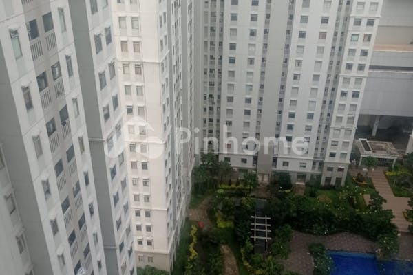 dijual apartemen siap huni di apartemen green bay - 6