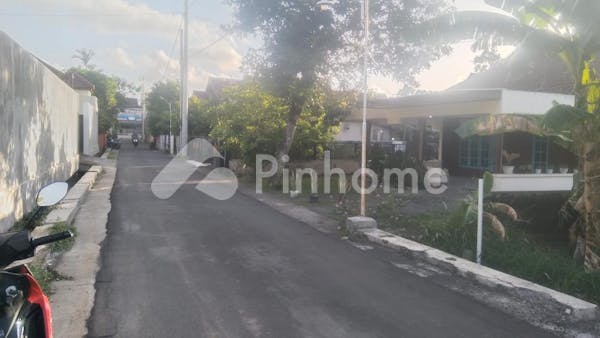 dijual tanah residensial harga terbaik  super strategis  cocok investasi di jalan wates km  9 5  balecatur - 3