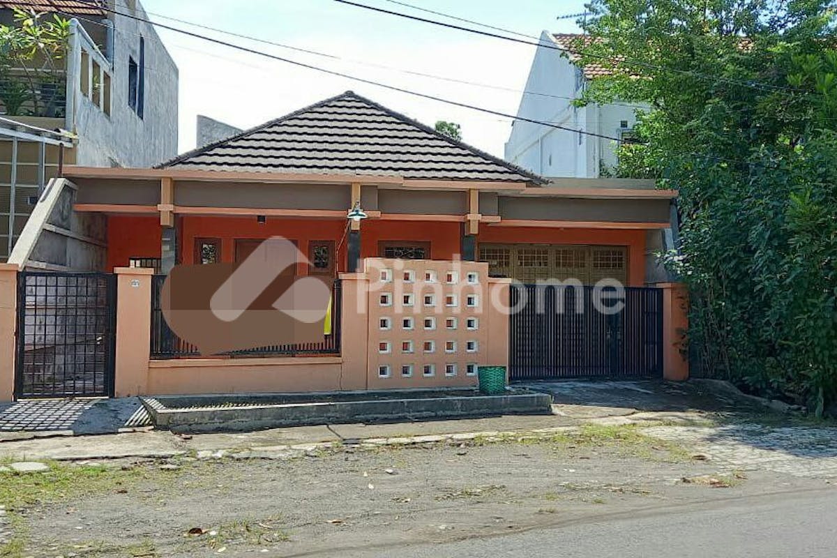 similar property disewakan rumah siap huni di jl  ki mangun sarkoro  kadipiro  kec  banjarsari  kota surakarta  jawa tengah 57136 - 1