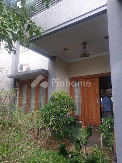 dijual rumah 2lt strategis di pejaten barat - 9