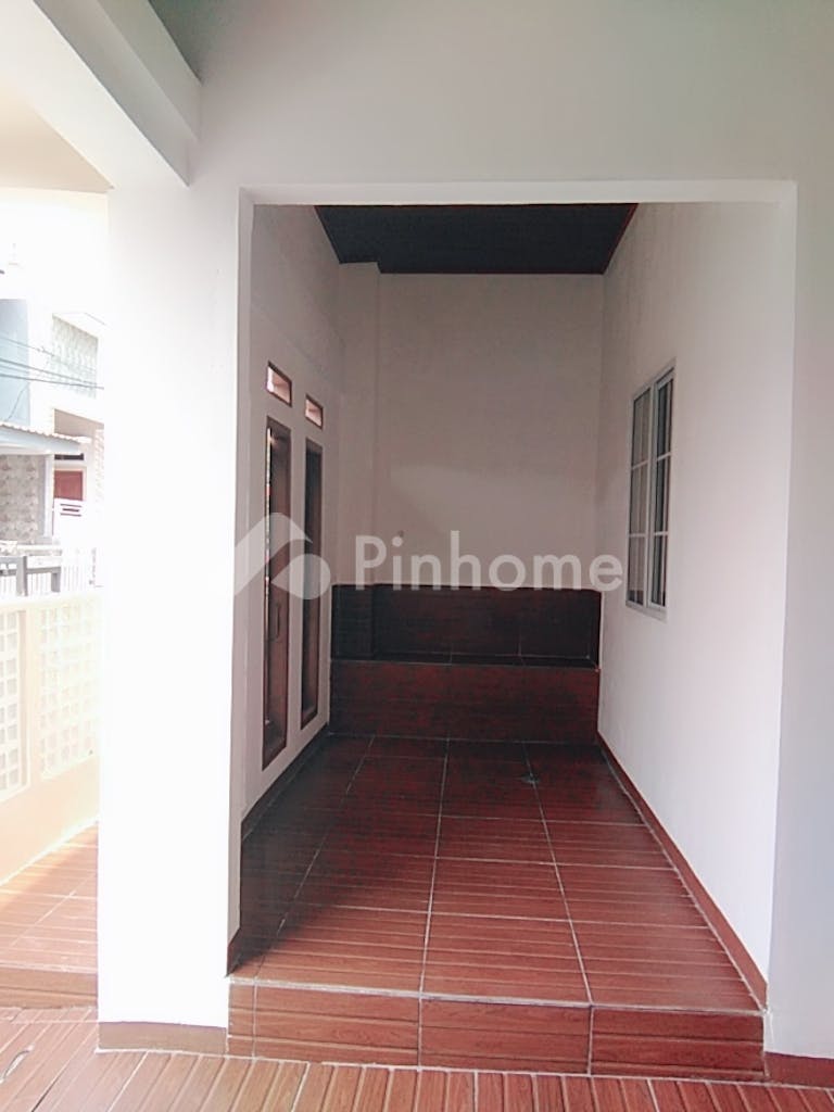 dijual rumah 2 lantai minimalis pondok ungu permai bekasi di pondok ungu permai - 13