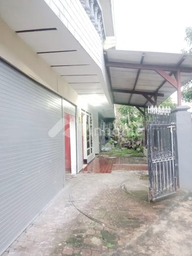 dijual rumah lokasi sangat strategis di sulfat tengah - 5