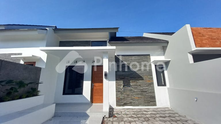 dijual rumah sisa 1 rumah terlaris di berbah 200 jutaan saja di jl  blok o - 1