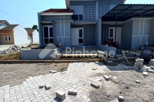 dijual rumah dp 10 jt   angsuran 1 6jtan di dukuh watu putih rt 03 rw 01 - 1