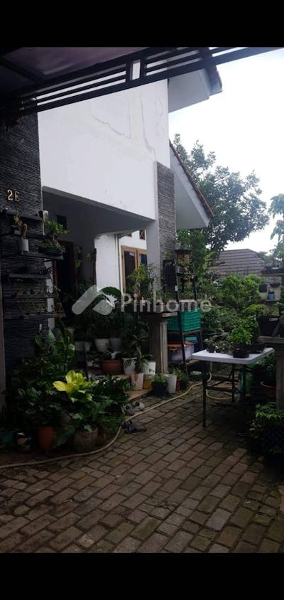 dijual rumah 4kt 201m2 di jalan raya jagakarsa jakarta selatan - 2