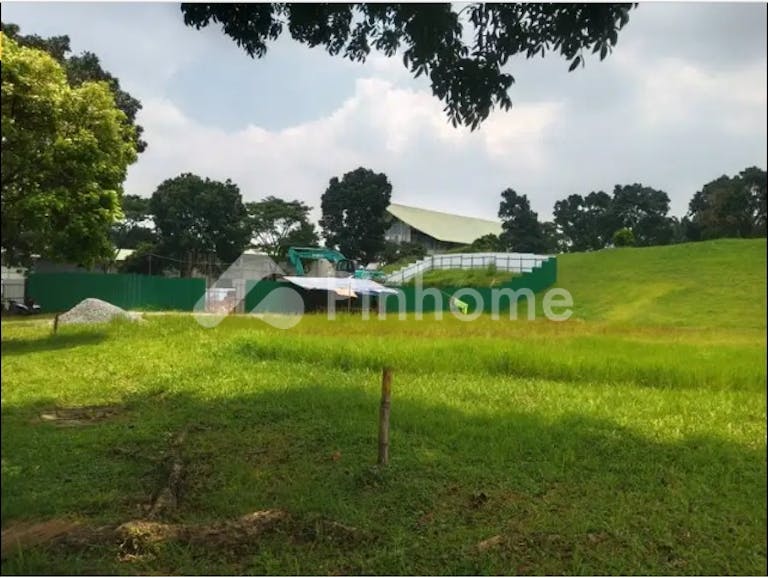 Dijual Tanah Residensial Kavling Premium View Taman di Rancamaya Golf And Estate - Gambar 2