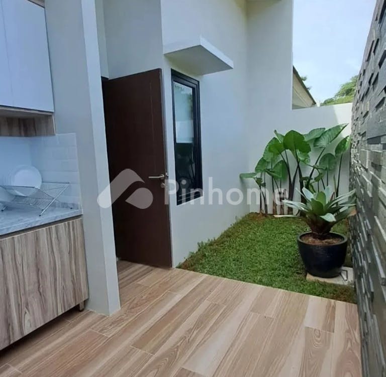 dijual rumah baru cuma 2 5 juta bisa punya rumah tanpa dp   free semua biaya nempel jalan raya di jl  raya kemang  bogor - 6